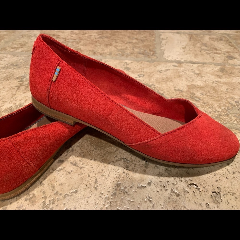 Cherry red Toms flats